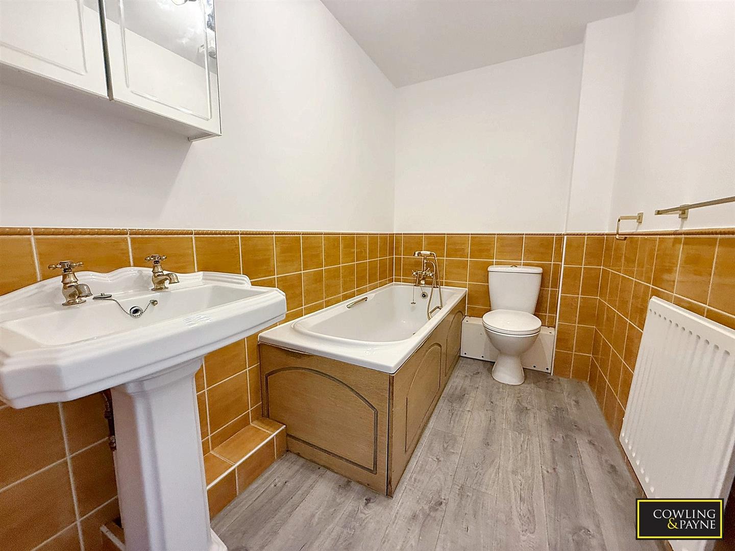 Station Avenue, Wickford